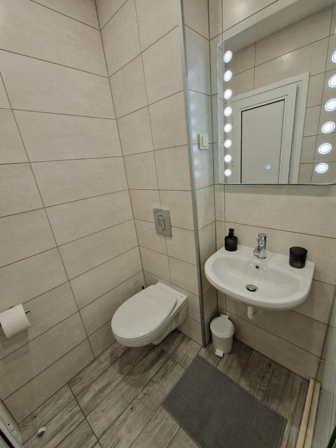 Malavi Tn1 Top Center Studio Ruse Zewnętrze zdjęcie